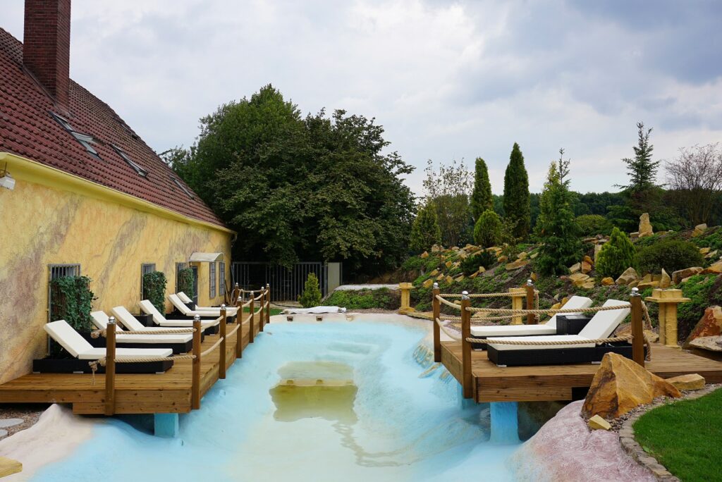 Pool 2