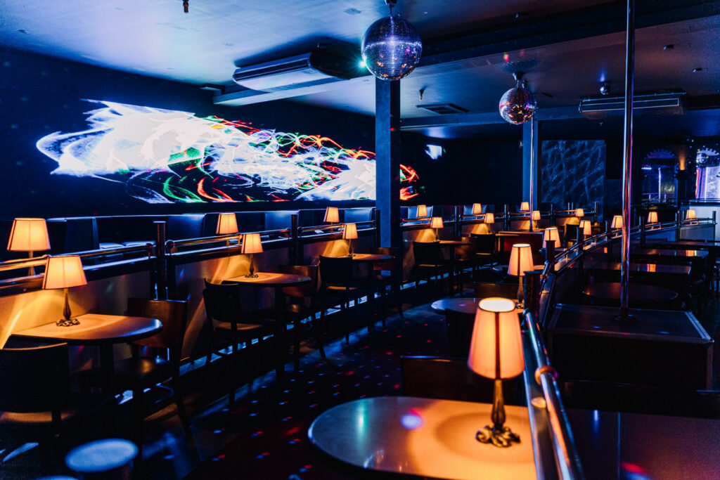Bar 2
